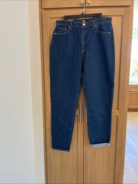 NEW BDG Urban Outfitters Mom High-rise Jeans Blue